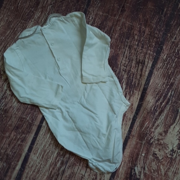 La Mascot baby shirt bodysuit round collar sz 12m - Picture 3 of 3